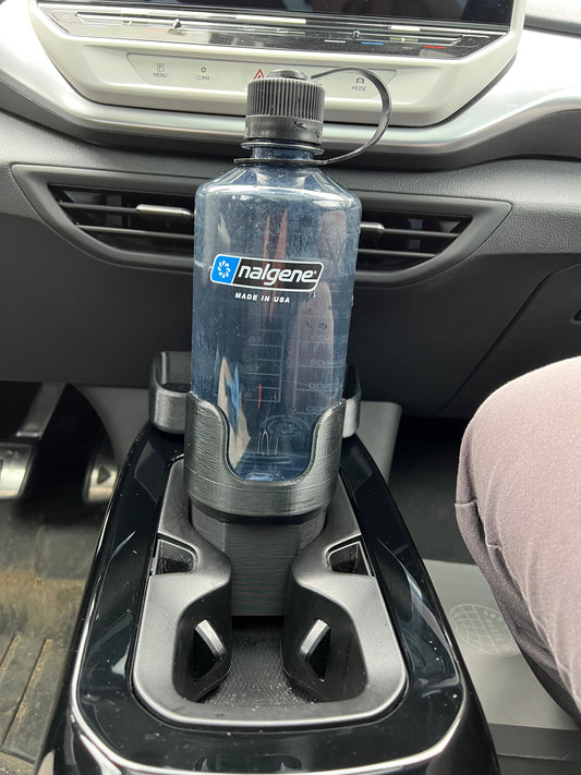 YETI / Nalgene bottle adapter for Volkswagen ID.4 fits 2021, 2022, 2023, 2024, 2025