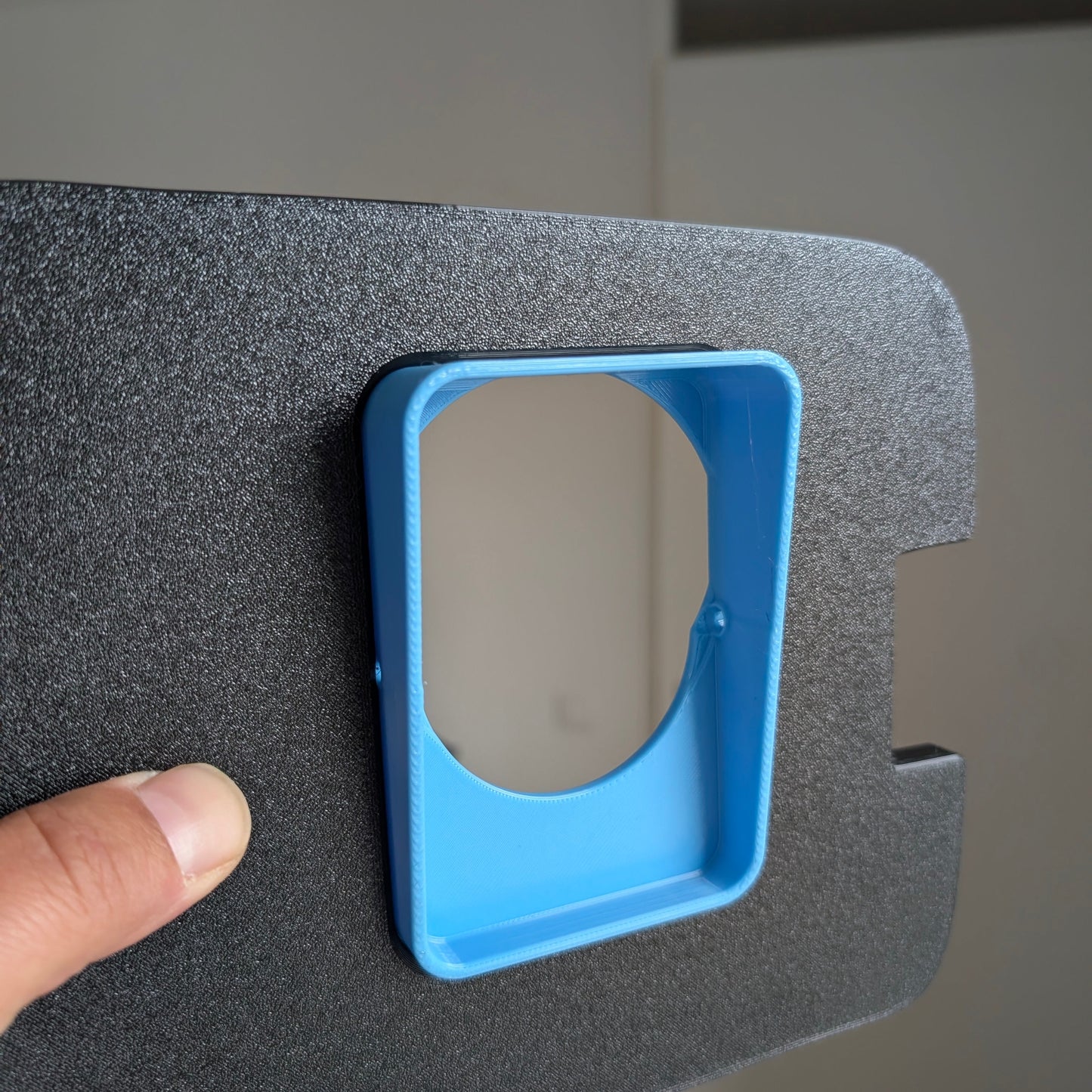 Snow Cover for BMW i3 EV Charging Port