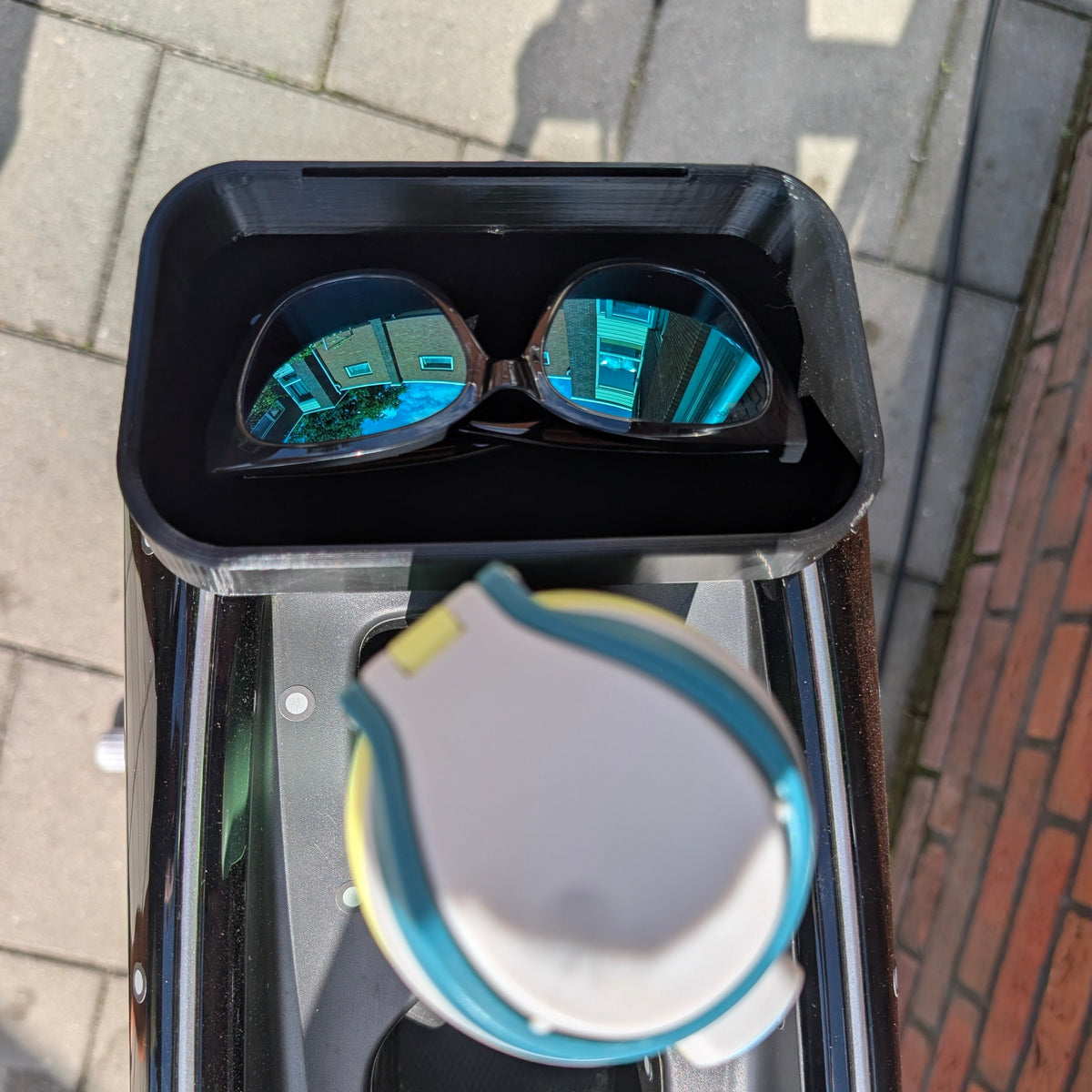 PETG sunglasses and small-item tray for 2023–2026 VW ID.4