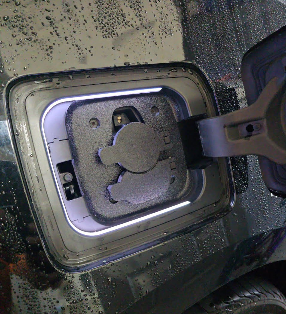 Magnetic flap covers for BMW i3 charging port by YURIK Accessories 