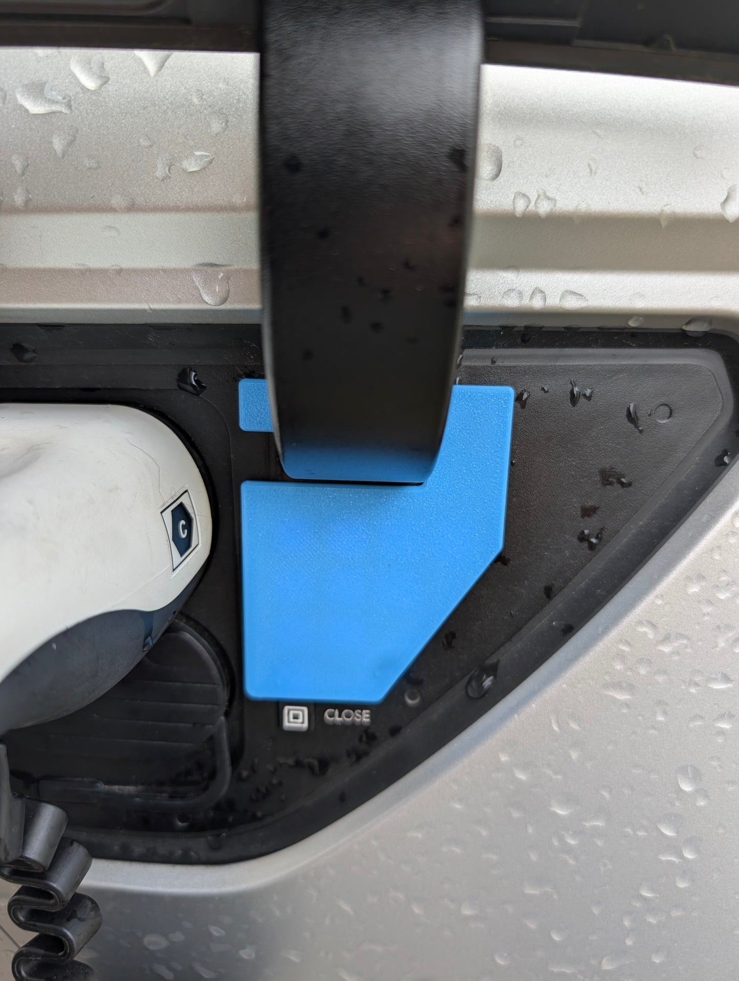 Black out cover for charging port charge status LEDs for Hyundai IONIQ5